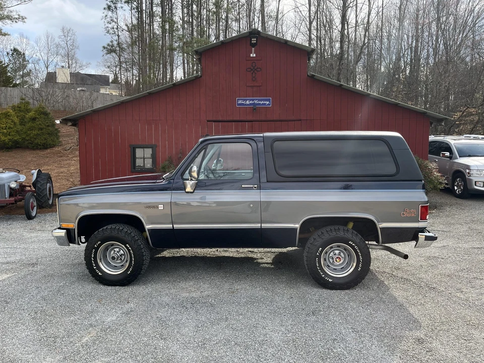 1985 GMC Jimmy 2nd Gen - Image 18 of 31