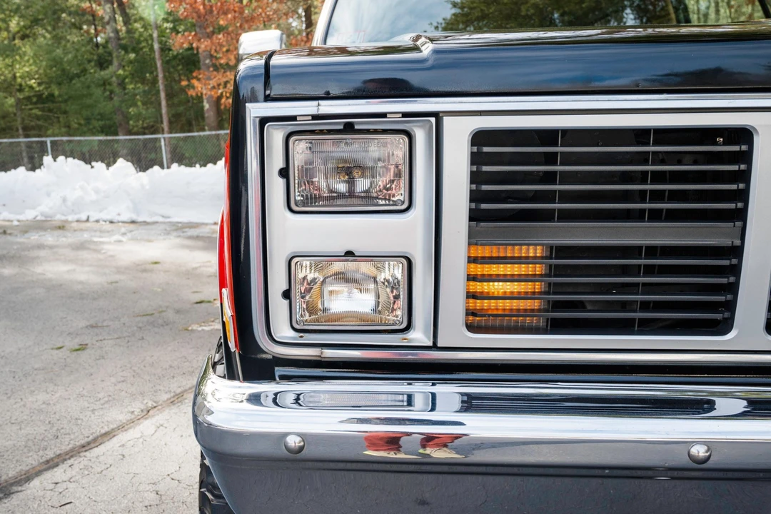 1985 GMC Jimmy 2nd Gen - Image 16 of 31