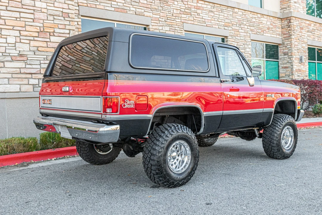1985 GMC Jimmy 2nd Gen - Image 6 of 31