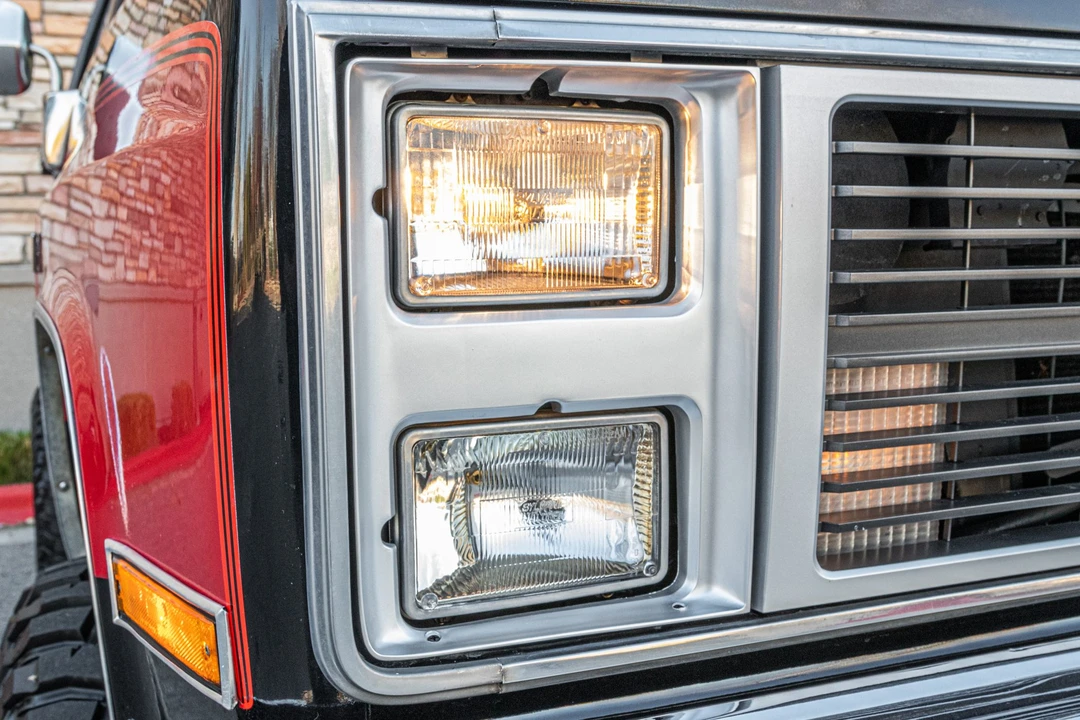1985 GMC Jimmy 2nd Gen - Image 13 of 31