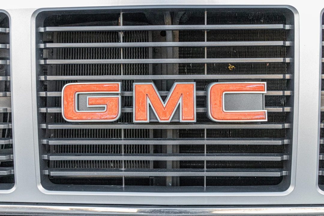 1985 GMC Jimmy 2nd Gen - Image 14 of 31