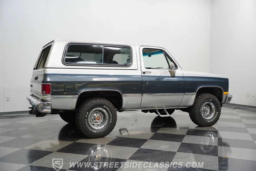 1985 GMC Jimmy 2nd Gen - Image 14 of 31