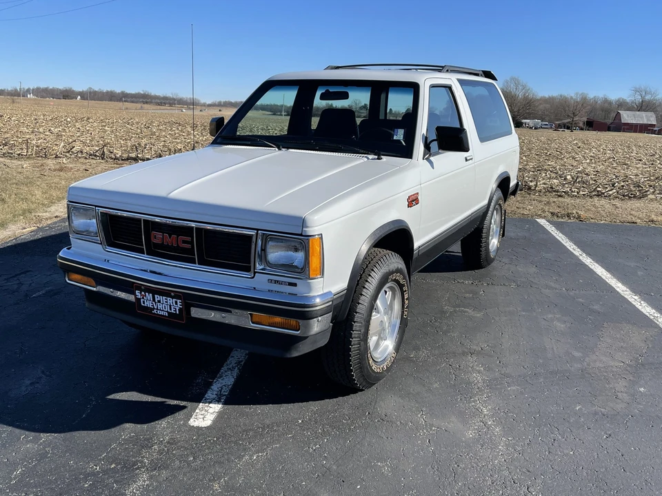 1985 GMC S-15 Jimmy 1st Gen - Image 2 of 31