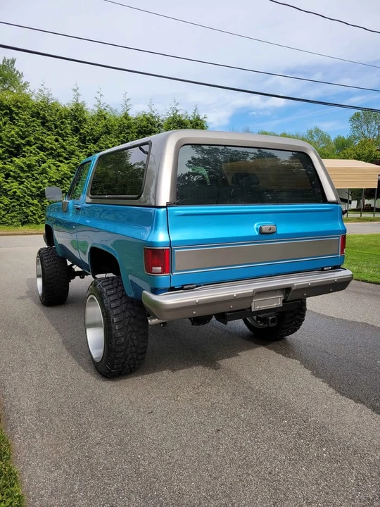 1985 GMC Jimmy 2nd Gen - Image 9 of 18
