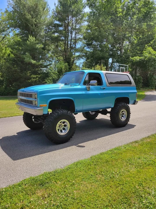 1985 GMC Jimmy 2nd Gen - Image 5 of 18