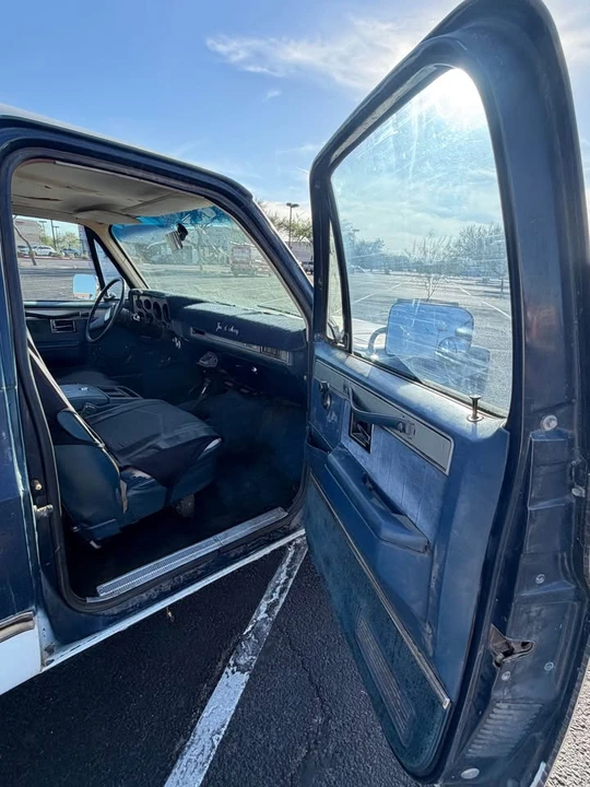 1985 GMC Jimmy 2nd Gen - Image 5 of 10