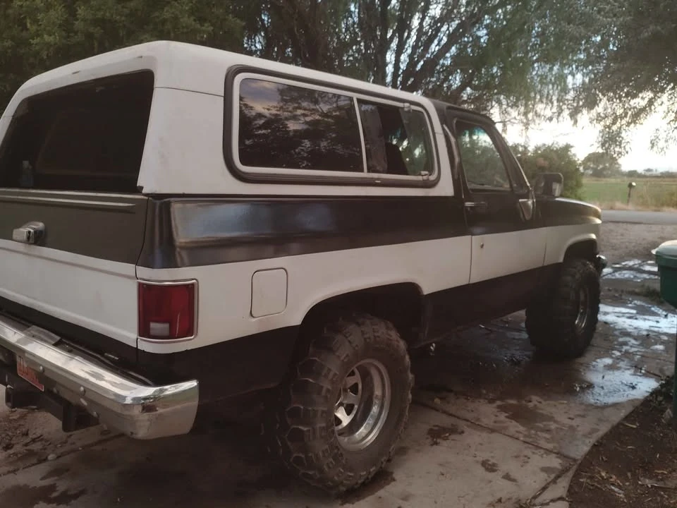 1985 GMC Jimmy 2nd Gen - Image 2 of 13