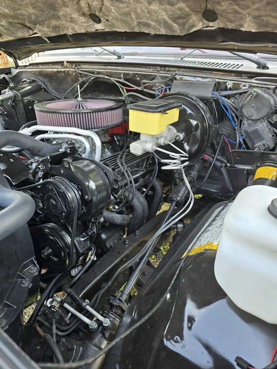 1985 GMC Jimmy 2nd Gen - Image 7 of 17