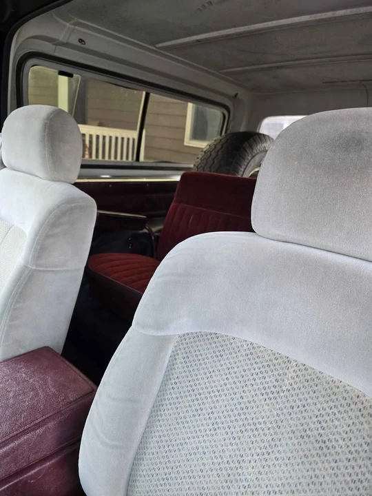 1985 GMC Jimmy 2nd Gen - Image 4 of 17