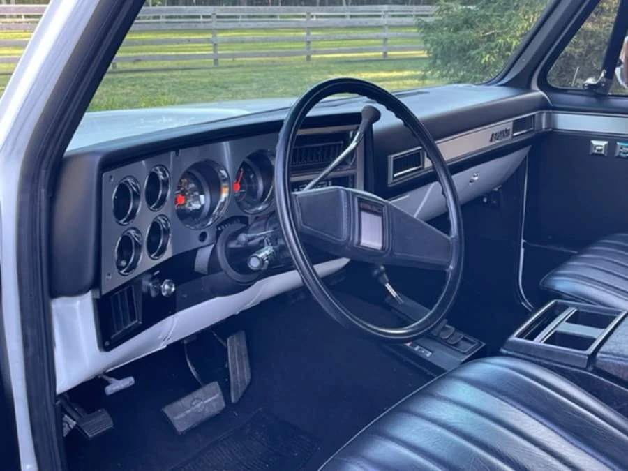 1985 GMC Jimmy 2nd Gen - Image 5 of 8