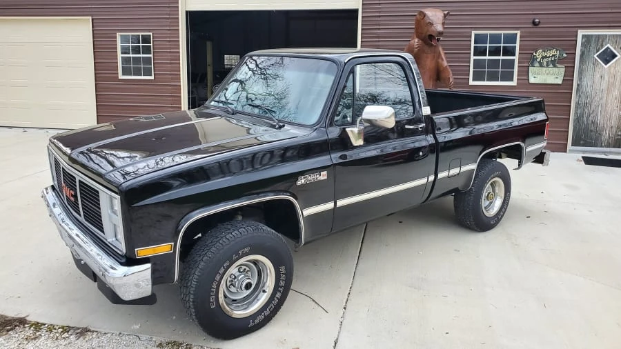 1985 GMC C/K 3rd Gen - Image 10 of 17