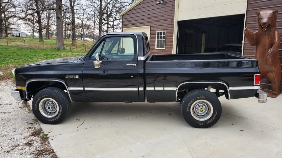 1985 GMC C/K 3rd Gen - Image 2 of 17