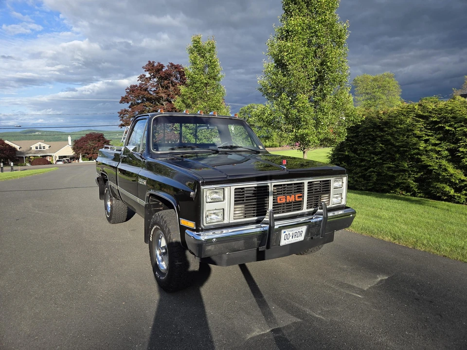 1985 GMC C/K 3rd Gen - Image 4 of 31