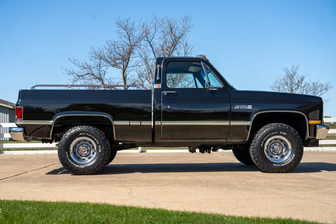 1985 GMC C/K 3rd Gen - Image 5 of 31