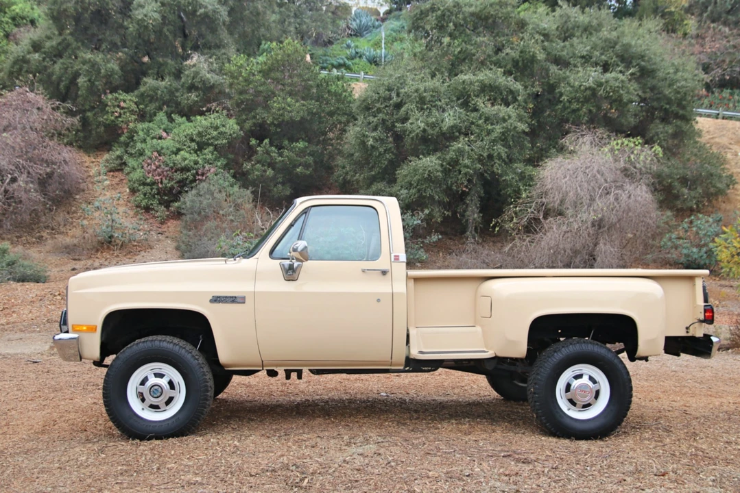 1985 GMC C/K 3rd Gen - Image 28 of 31