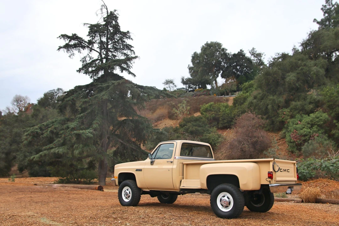 1985 GMC C/K 3rd Gen - Image 25 of 31