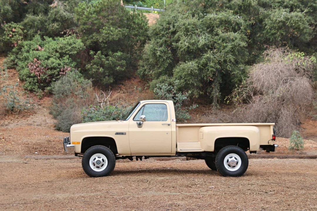 1985 GMC C/K 3rd Gen - Image 29 of 31