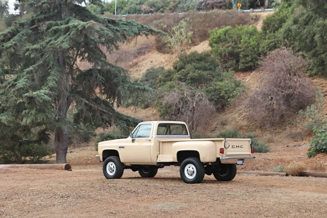 1985 GMC C/K 3rd Gen - Image 24 of 31