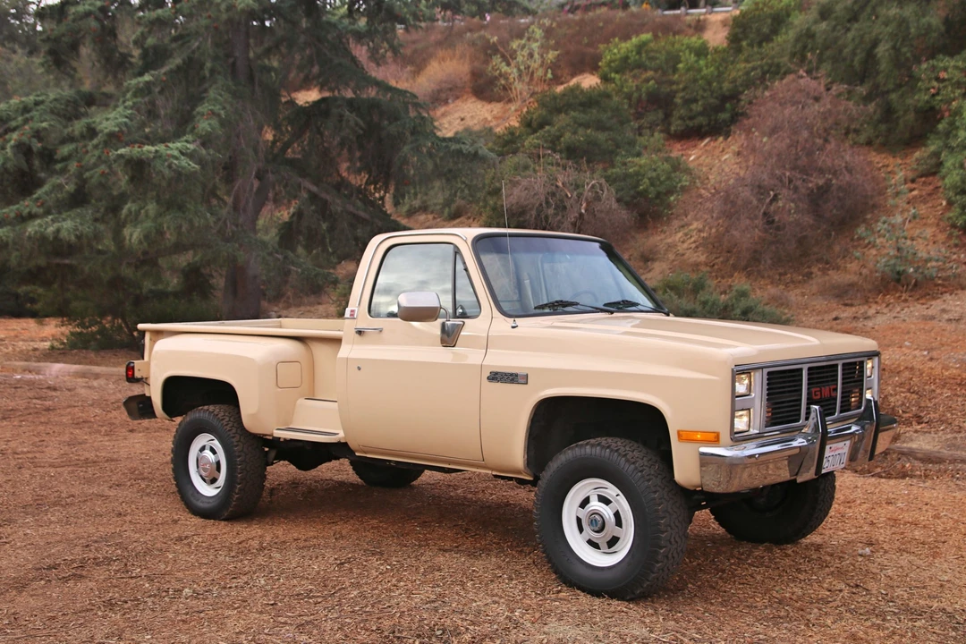 1985 GMC C/K 3rd Gen - Image 10 of 31