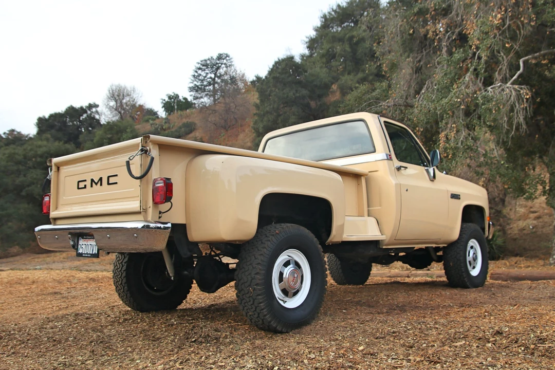 1985 GMC C/K 3rd Gen - Image 18 of 31