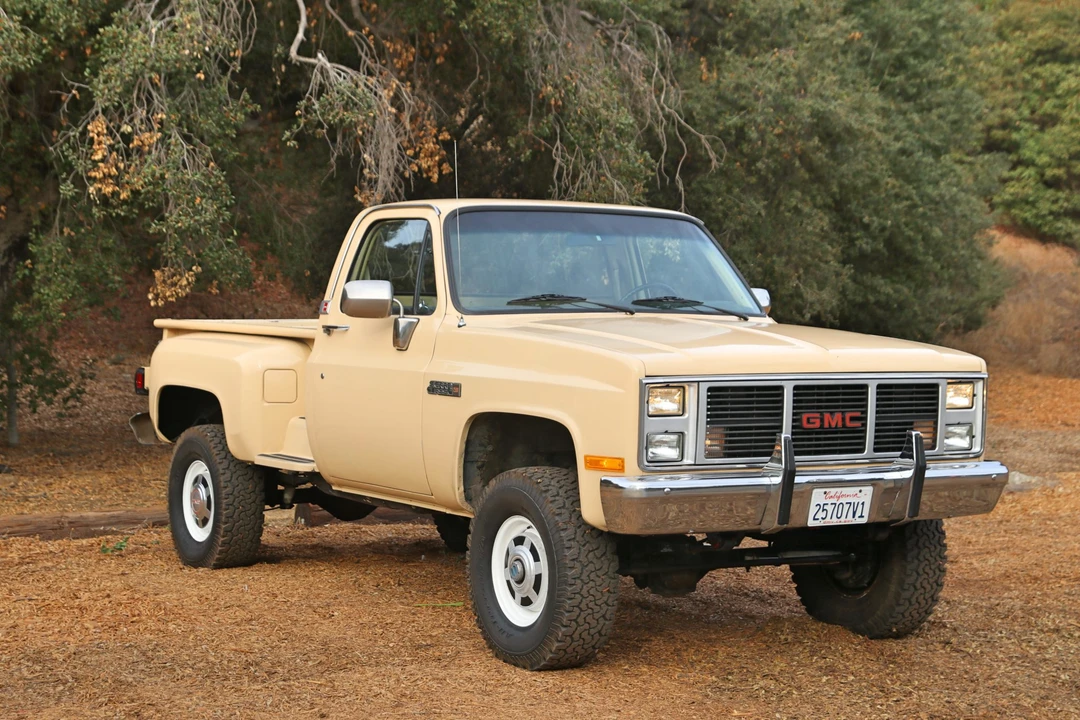 1985 GMC C/K 3rd Gen - Image 9 of 31