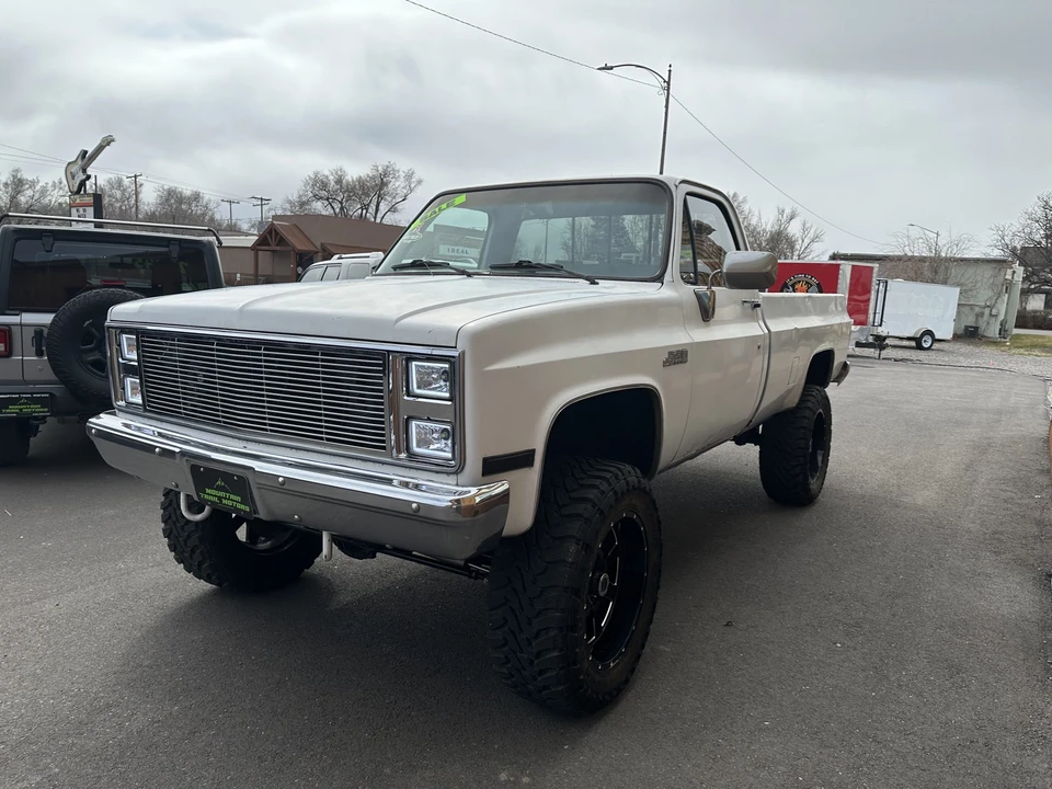 1985 Chevrolet C/K 3rd Gen - Image 2 of 31