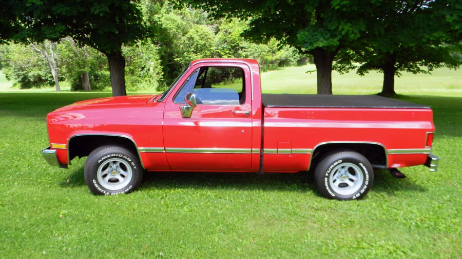 1985 GMC C/K 3rd Gen - Image 2 of 9