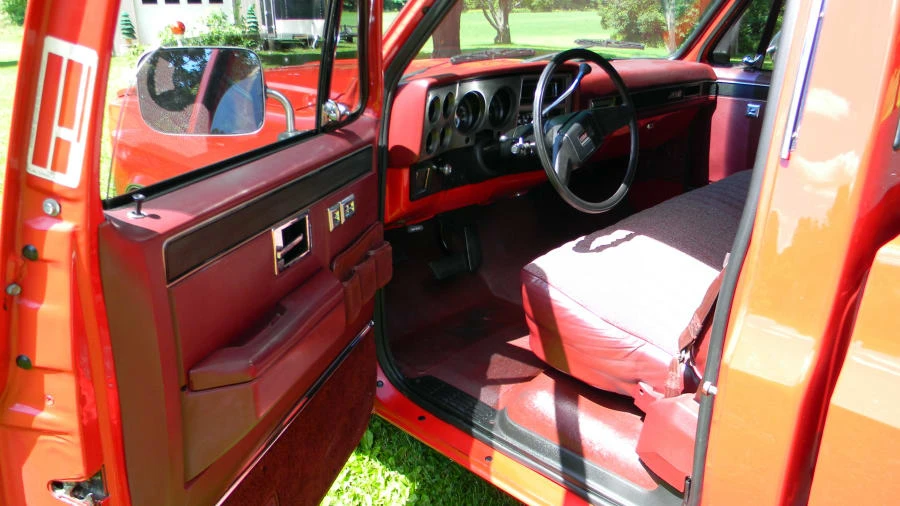 1985 GMC C/K 3rd Gen - Image 4 of 9