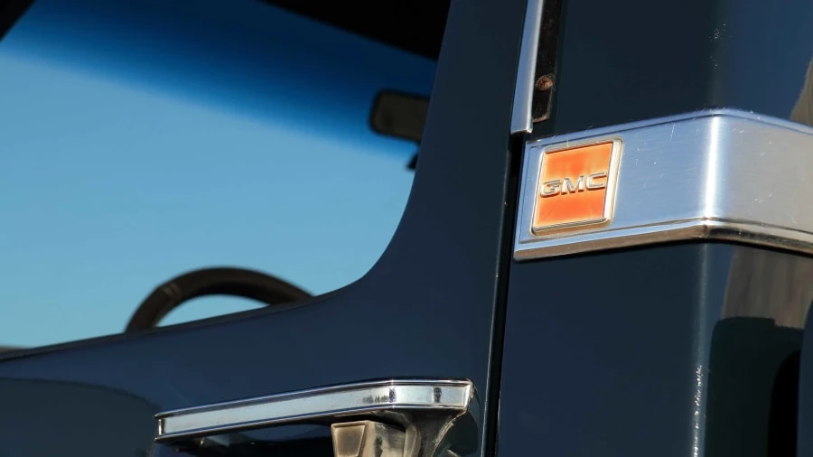 1985 GMC C/K 3rd Gen - Image 16 of 25