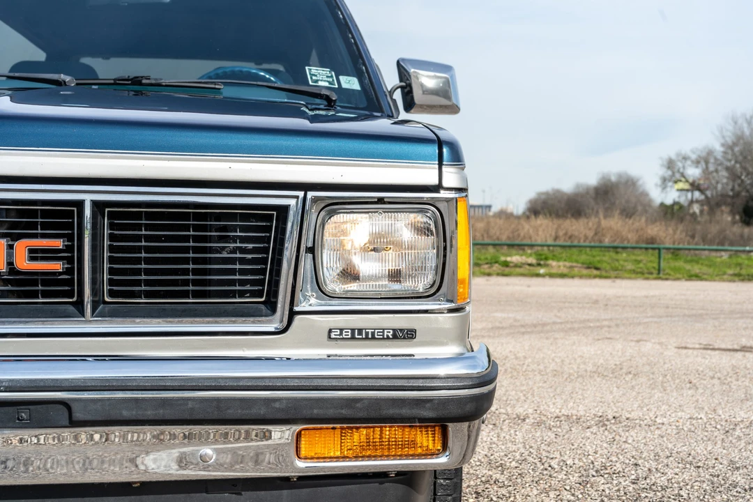 1985 GMC S-15 Jimmy 1st Gen - Image 15 of 31