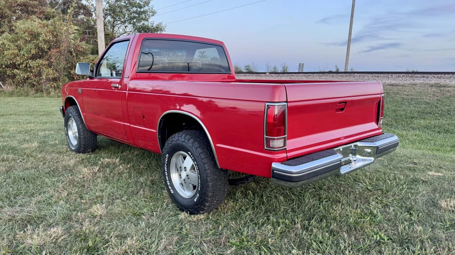 1985 GMC S-15/Sonoma - Image 2 of 19