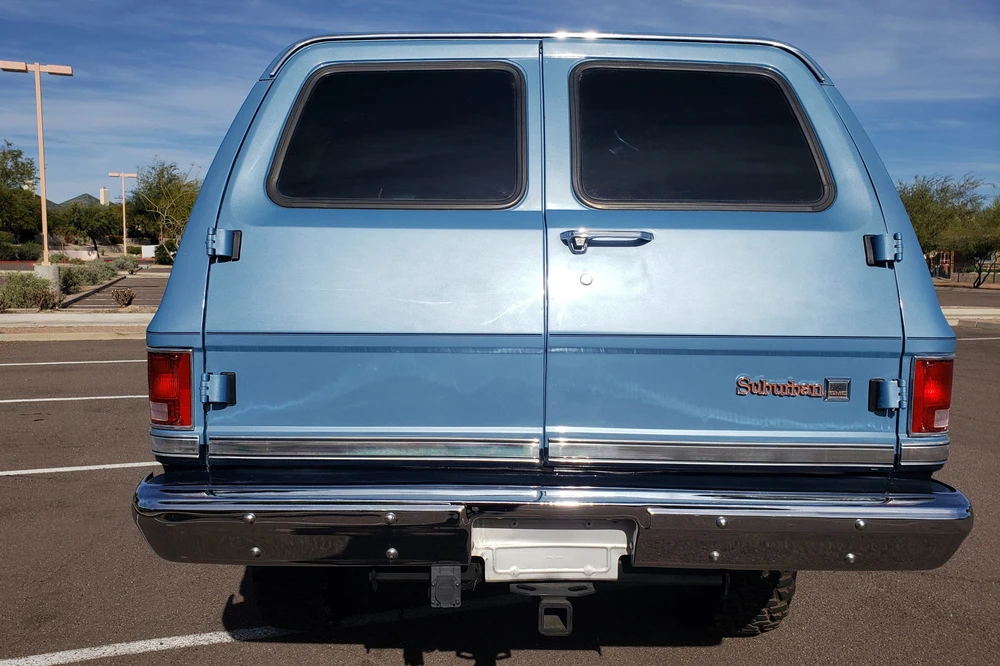 1985 GMC Suburban 7th Gen - Image 5 of 8