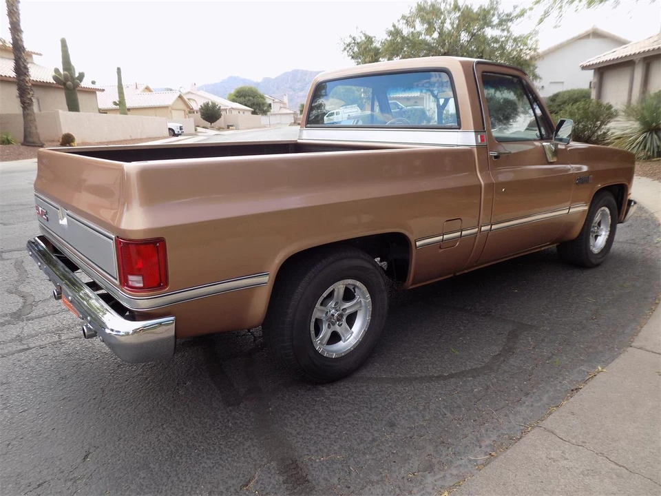 1985 GMC Sierra - Image 7 of 29