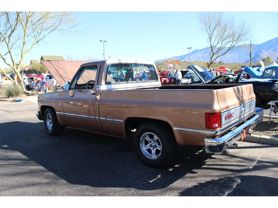 1985 GMC Sierra - Image 14 of 29