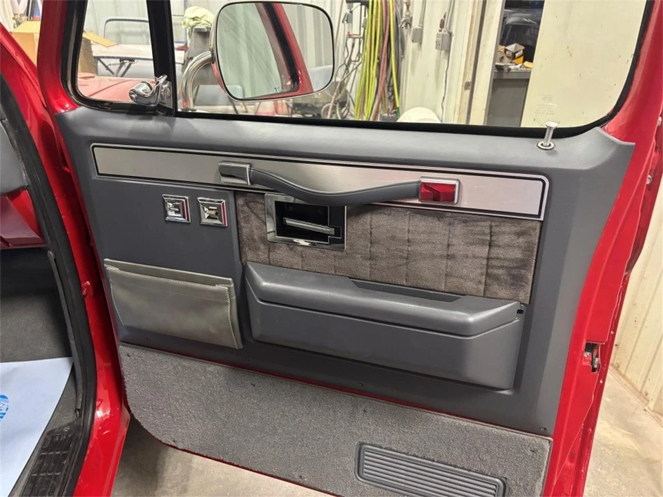 1985 GMC Sierra - Image 21 of 25