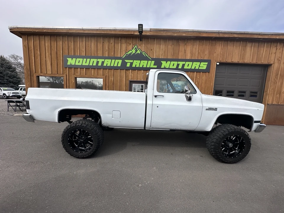 1985 GMC C/K 3rd Gen - Image 2 of 21
