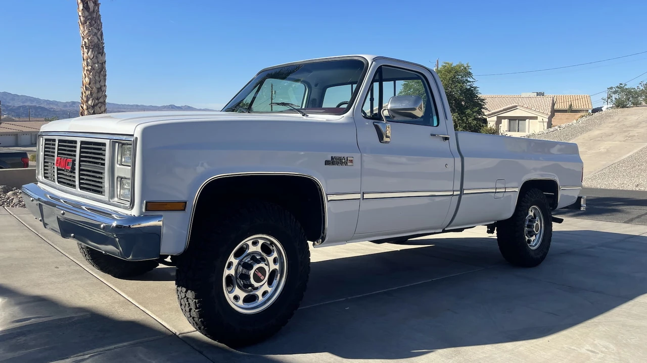 1985 GMC C/K 3rd Gen - Image 8 of 9