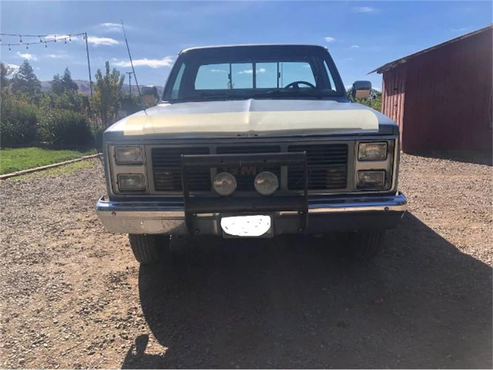 1985 GMC C/K 3rd Gen - Image 3 of 10