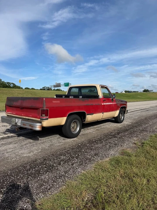 1985 GMC C/K 3rd Gen - Image 5 of 10