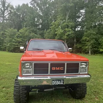 1985 GMC Sierra 1500 Regular Cab SL Pickup 2D 6 1/2 ft
