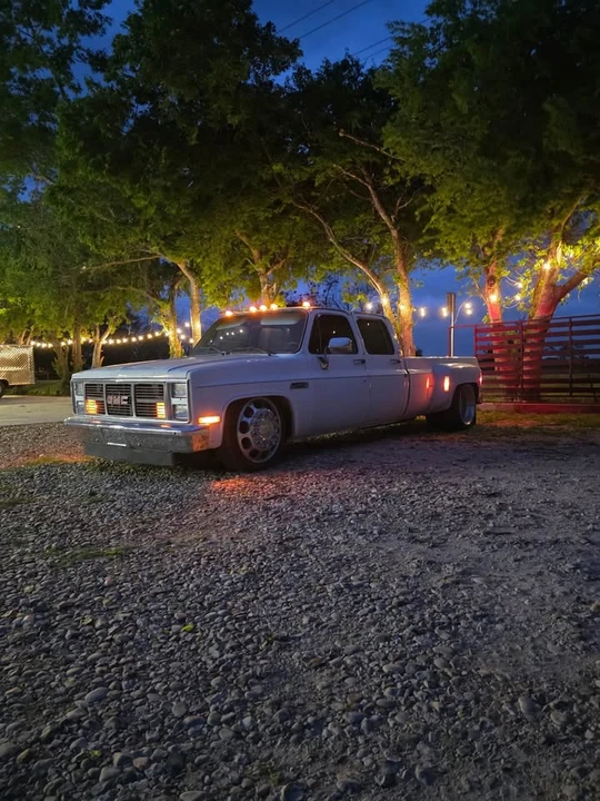 1985 GMC C/K 3rd Gen - Image 3 of 12