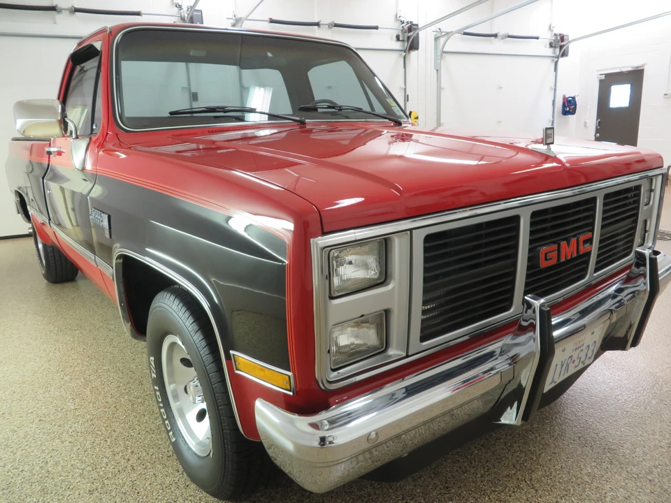 1985 GMC C/K 3rd Gen - Image 7 of 31