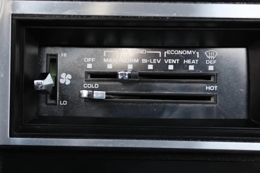 1985 GMC C/K 3rd Gen - Image 18 of 23