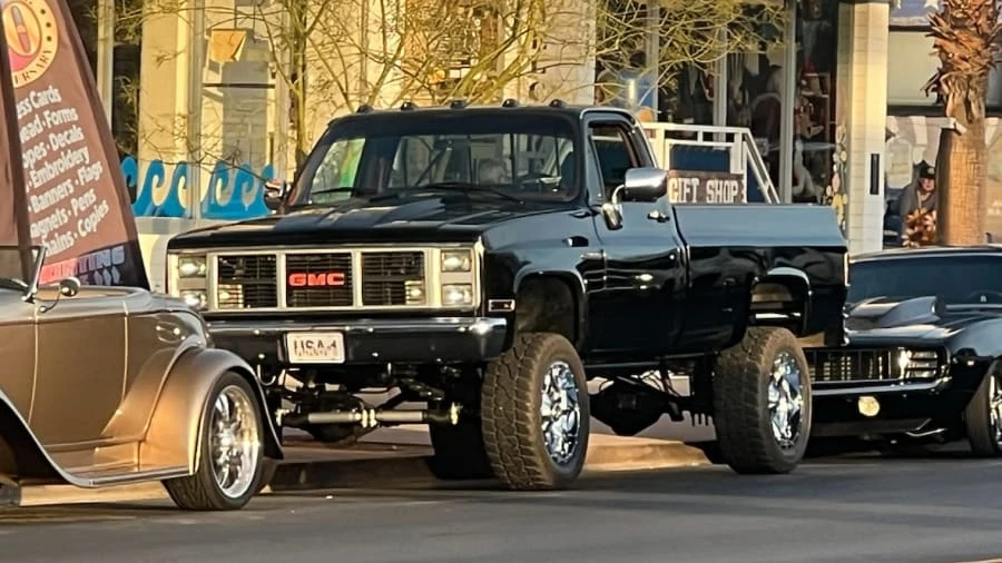 1985 GMC C/K 3rd Gen - Image 8 of 28