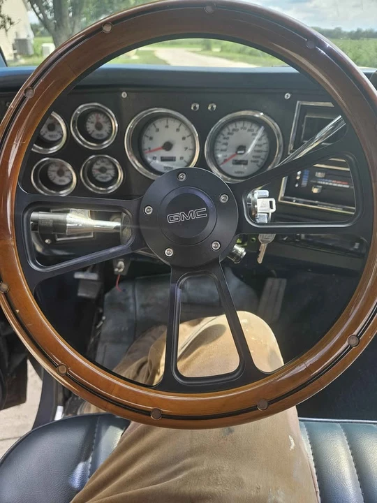1985 GMC C/K 3rd Gen - Image 11 of 19