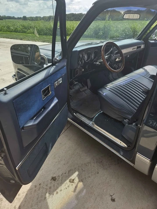 1985 GMC C/K 3rd Gen - Image 9 of 19