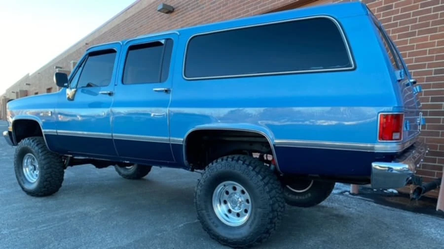 1985 GMC Suburban 7th Gen - Image 3 of 6