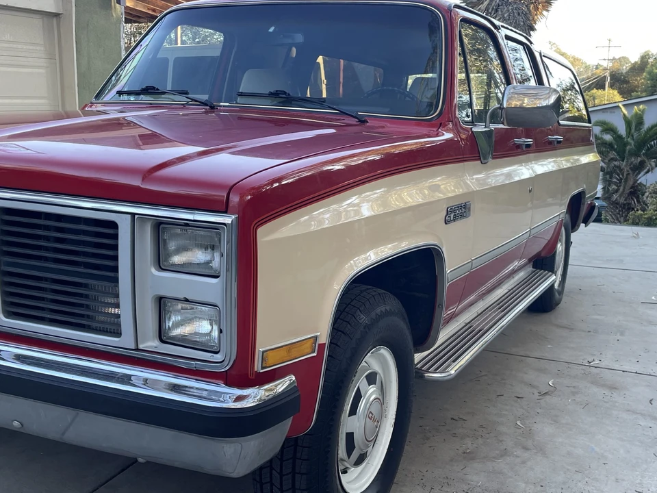 1985 GMC Suburban 7th Gen - Image 20 of 31
