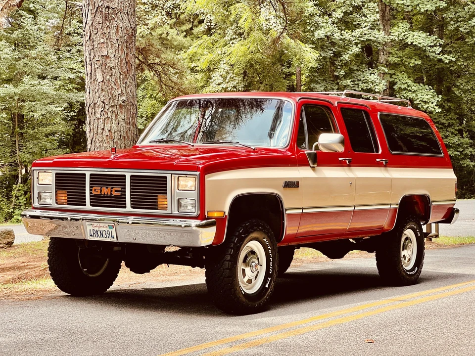 1985 GMC Suburban 7th Gen - Image 5 of 31