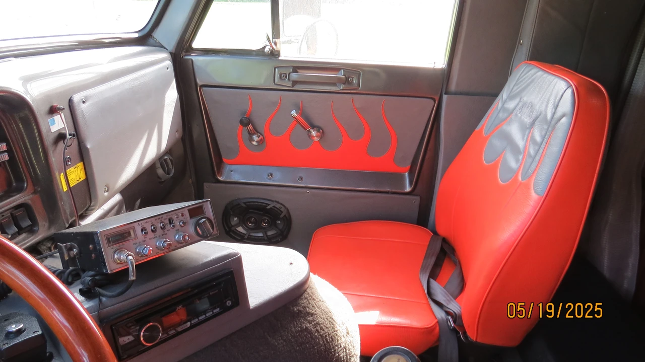 1985 GMC Motorhome - Image 6 of 21